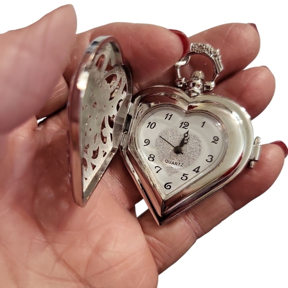 NEW Heart Shape Silver Color Pocket Watch - Picture 5 of 11
